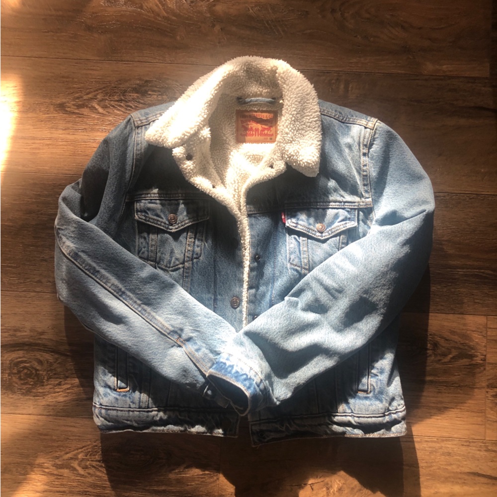 Levi’s Classic Sherpa Original Trucker Denim Jacket Medium